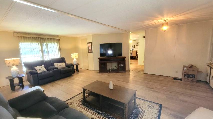 181 Juniper Dr. West a Dundee, FL Mobile or Manufactured Home for Sale